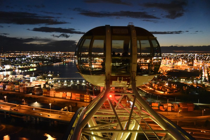 - 76 - UFO nad Melbourne.jpg